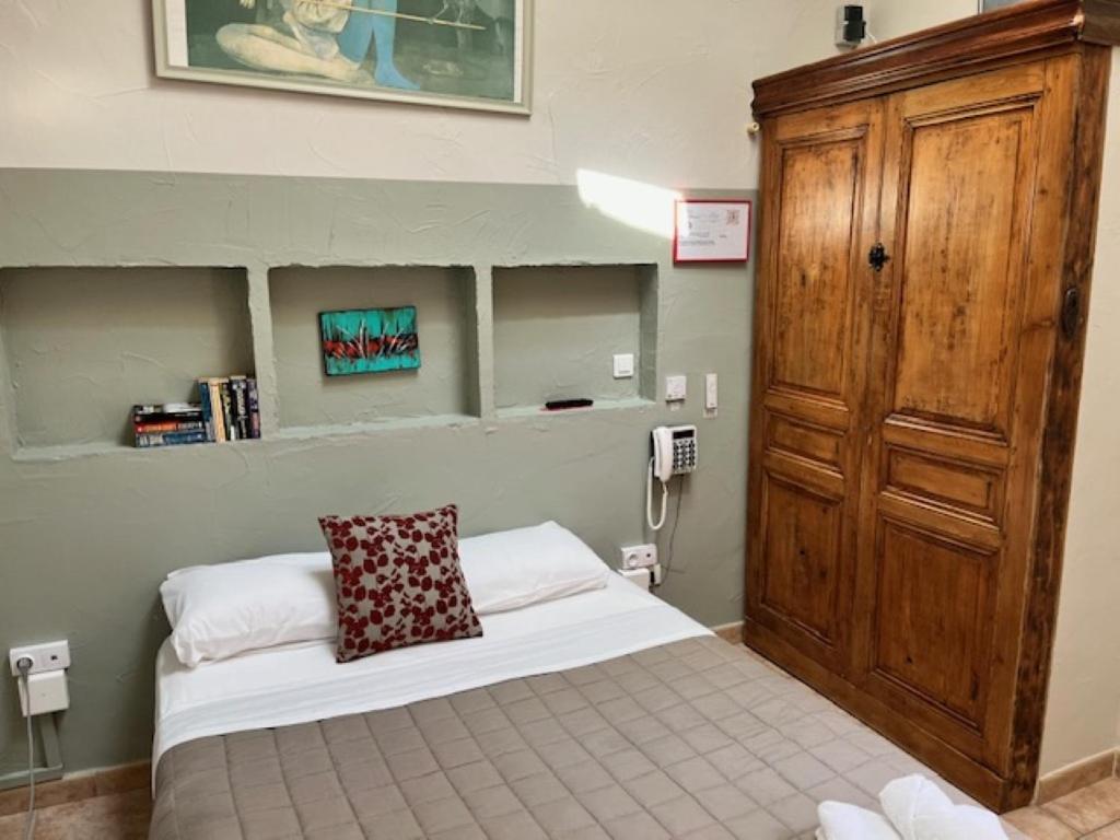 Le Colbert Hotel
